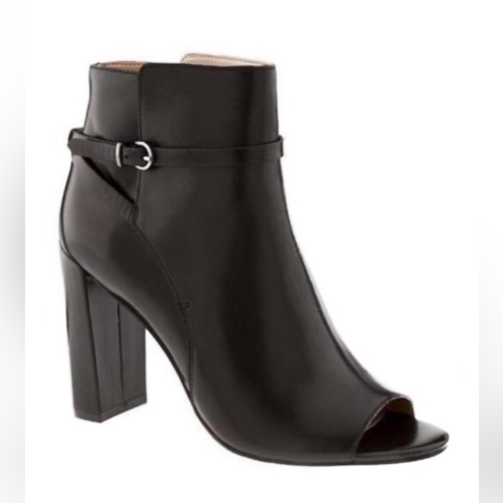 Banana Republic Gayle Shootie Bootie Size 6